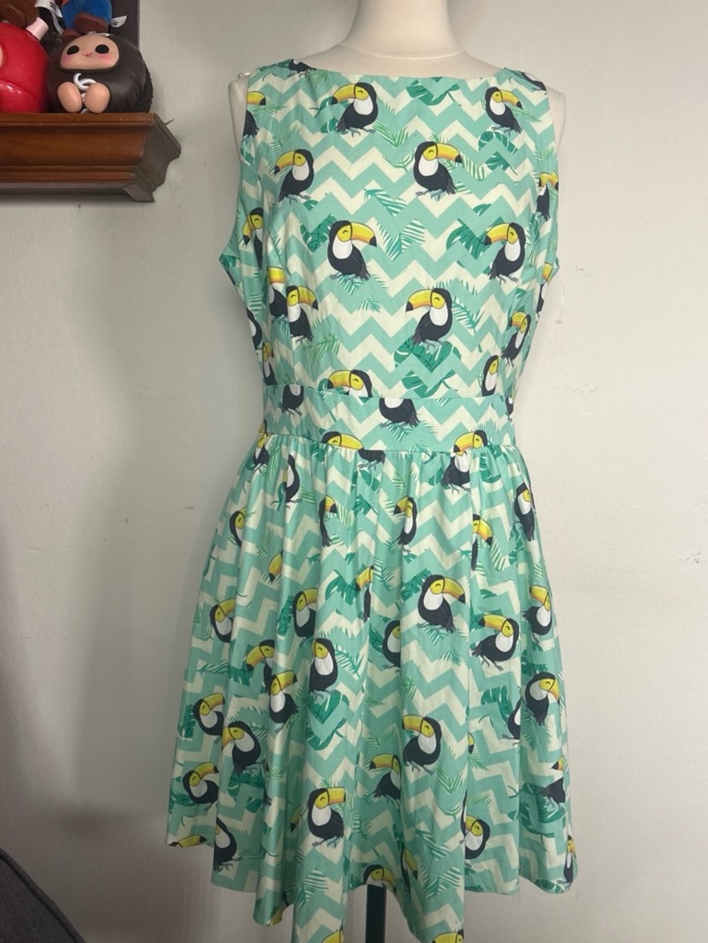 Sleeveless Mint Toucan Print Asymmetrical Dress
